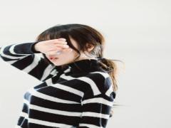 メイクの上からもOK♡気になる乾燥にイプサの〈スティック美容液〉が効果大！