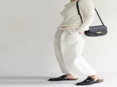 これからは断然ホワイト。今から春まで着こなしたい"白ワイドパンツ"スタイル10選