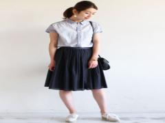 ふんわりシルエットで女の子らしく！ギャザースカートのコーデ術