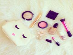 季節もトレンドも関係ない。新生活にそろえたい定番コスメ20連発