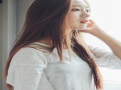 近距離でも大丈夫。もっと近くで私を見て。毛穴を目立たなくさせるスキンケア方法