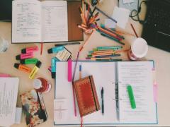 遊んでばっかりの生活で後悔しない？「将来役立つ資格」