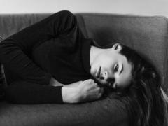 言葉は時に、心を癒やす薬箱。疲れた心にそっと寄り添う名言集。