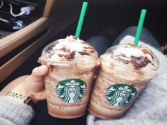 ＃スタバネイルが可愛いと話題♡スタバネイルのデザインまとめ