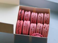 指先から香るあま～い誘惑♡食べたくなるほどLovelyなマカロンネイル