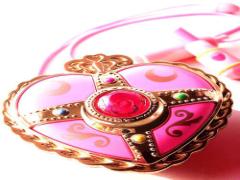 いつの時代も私たちを魅了する♡まるで魔法のコンパクトのようなコスメ