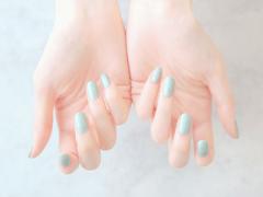 涼しげなブルーカラーで叶える、爽やかさ満点の春ネイルのすゝめ♡