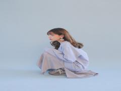 可愛いガーリー→大人っぽコーデへ。３つの活用術で春のイメチェン講座◎