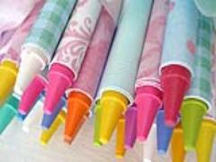 小さなキャンバスに夢を閉じ込めて。カラフル可愛いクレヨンネイル