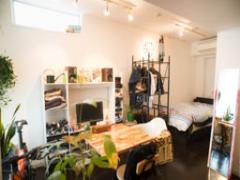 目指したのは脱・カワイイ！彼も思わず長居したくなるメンズライクなお部屋作り