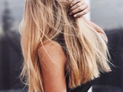 NOTガーリー！海外セレブ流"クールな編み込みヘア"を真似したい◎