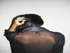 彼をドキッとさせたいの。黒シースルーネイルで指先から色仕掛け♡