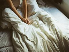 思わずギュッとしたくなる♡彼の大好物は、彼女の「寝顔」でした