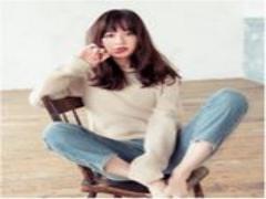 元気っぽさ▷大人っぽく。コーラルオレンジで肌に溶け込むリップをGET