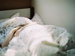 寝溜め・寝過ぎはおブスの元！睡眠の取りすぎが引き起こす悪影響と対処法