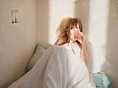 うつ伏せなら、神経質？寝る時の姿勢でわかる性格診断