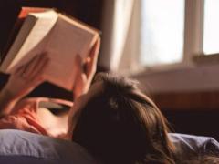 「もっと本を読んでおけば良かった。」就活で後悔しないために学生のうちに読んでおきた