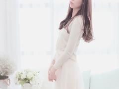 揺れて、触れて、透ける。この春は〈大人エアリー〉の着こなしを楽しんで♡
