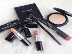 MAC初心者のあなたへ。私が勧める、本当にオススメなアイテム8つ