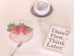 お姫様スイッチON♡きゅんとする苺ネイルカタログ