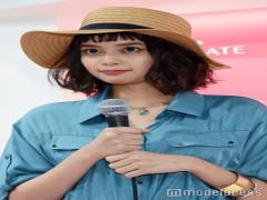 岸本セシルの“色っぽ可愛い”ぽってり唇の作り方が明らかに