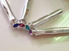 春は明るく。100円のアイシャドウペンでいつものメイクにカラーをプラス