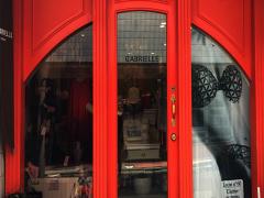 1万人がバストアップを実感！補正下着の代名詞「ペコブラ」で美胸を手に入れる