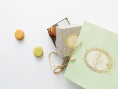 店を出た瞬間お洒落度がアップする。コーディネートを底上げするショップバッグが可愛い