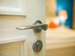 帰ったらすぐの◯◯で肌悩みを撃退♪２分で叶うキレイ習慣始めましょ。