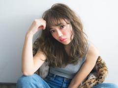 “耳チーク,,って知ってる？恋が始まりそうな出会いの季節こそ3STEPのチークメイクを♡