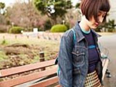撮影現場にお邪魔♡水原佑果ちゃんの春私服＆バッグの中身を覗き見！