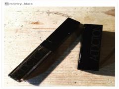 もはや定番！“黒リップ”がメイクを変える