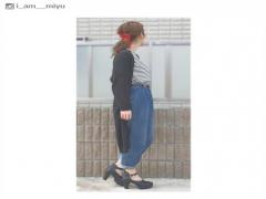 【話題のアイテム】ゆったりレトロなシルエットが可愛い！「GU」のハイウエストマムジーン