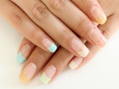 フレンチネイルってワンパタ？マンネリ知らずの3つのネイルデザイン