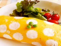 インスタで話題沸騰！簡単なのにかわいい"水玉オムライス"の作り方