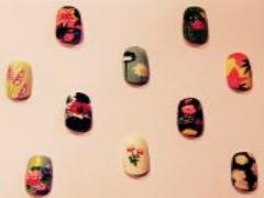 夢かわいいレトロはいかが？浴衣に合わせたいパステルの和柄ネイル