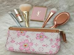 私にしか見えない溢れる自信。ブランドコスメはベースに仕込むの