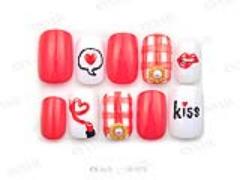 王子様を待ってるの。設定はおとぎ話の「指先にchu♡」なリップネイル