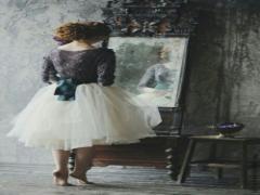 その距離感、正しいですか？気にすることで格段に変わる“メイクと鏡”のお話し