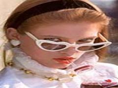 変わり色グロス戦国時代！ブルー？ラベンダー？あなたの♡を射止める5色