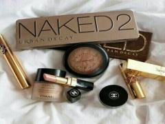 同じ色ばかりじゃもったいない！！試したくなるカラーメイク