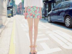 サンダルから見えるデザインにキュン♡春から楽しむフットネイルデザイン