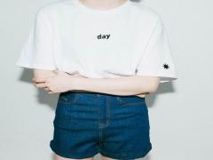 ヘアスタイルが活きる服。こなれ感のプロ‟白T”を着こなすヘアカタログ