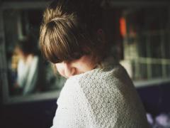 好きな人と隣の席になりました。ちょっとでも振り向いてもらえますように♡