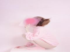 あの子のゴクゴク、私はドキドキ。喉を潤す‟横顔美人”を手に入れるメイクポイント