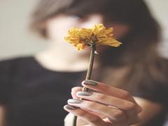 気分なんてコロコロ変わるんだもの。アイシャドウで作る3つの春メイク