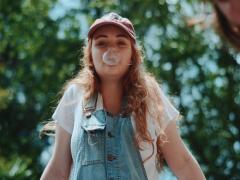 「キャップをとったら、髪の毛ぺちゃんこ」〝帽子×ヘアアレンジ〟の悩みを解決♡