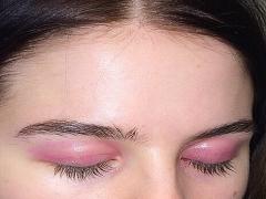 テカリと艶は、紙一重。ナチュラルで最も美しい♡煌めき肌をつくるテクニック