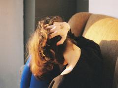 寝起きの前髪パックリ問題の処方箋。時短でカワイイ前髪アレンジのメソッド