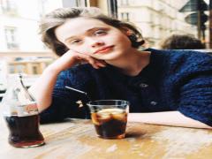 ナチュラル可愛いあの子になりたい。透き通るようなヘアカラーが魅力のヒミツ